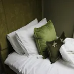 Semesterbostad Brinkburn House Sleeps 8 Beautiful House *