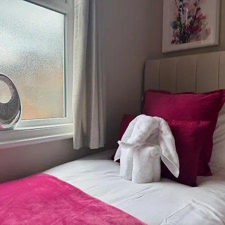 Brinkburn House Beautiful Sleeps 8 *