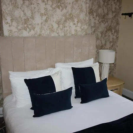 Brinkburn House Sleeps 8 Beautiful House * Scarborough