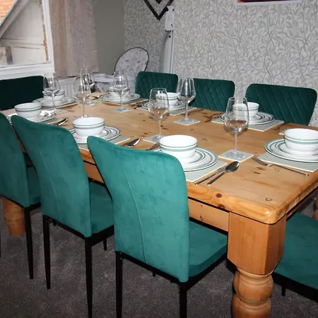 Casa de Férias Brinkburn House Sleeps 8 Beautiful House *